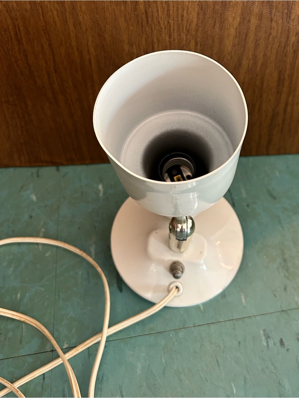 Vintage White Adjustable Desk Lamp